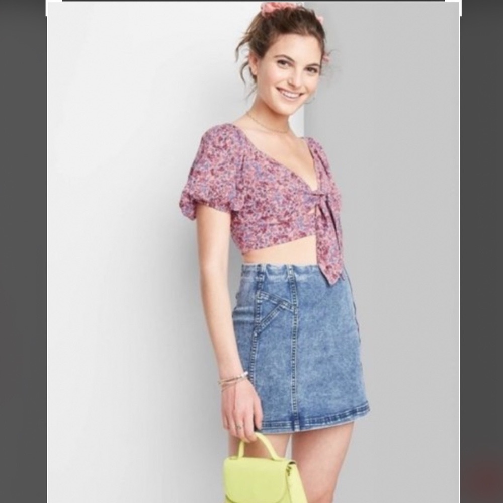 3/15 Wild Fable Pink Floral Puff Sleeve Crop Top Tied Front